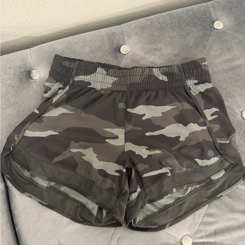 Athleta Women's Camo Active Shorts
